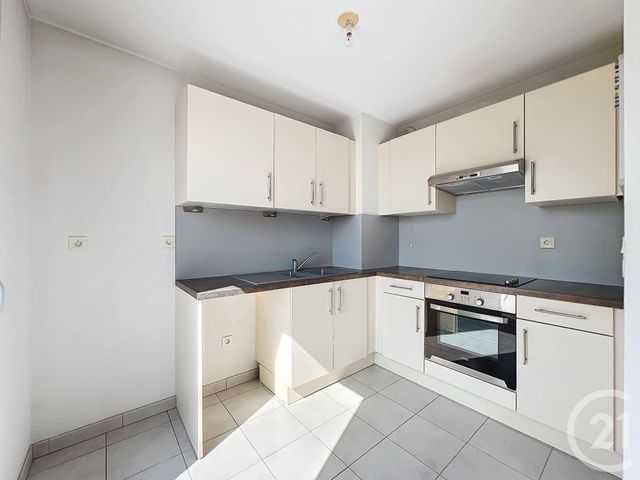 Afficher la photo en grand Appartement F3 à louer - 3 pièces - 56.4 m2 - LES NOES PRES TROYES - 10 - CHAMPAGNE-ARDENNE - Century 21 Martinot Immobilier