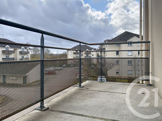 Appartement T3 à louer - 3 pièces - 63.0 m2 - ST ANDRE LES VERGERS - 10 - CHAMPAGNE-ARDENNE - Century 21 Martinot Immobilier