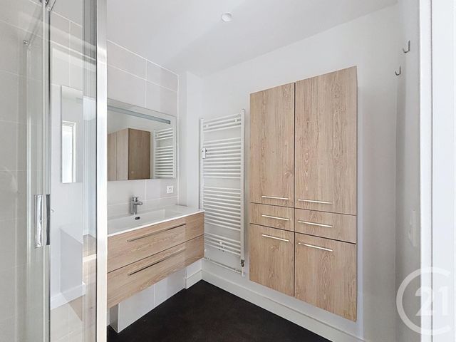 Appartement F4 à louer - 4 pièces - 105.07 m2 - TROYES - 10 - CHAMPAGNE-ARDENNE - Century 21 Martinot Immobilier