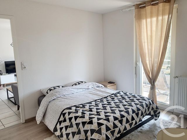 Afficher la photo en grand Appartement F2 à louer - 2 pièces - 46.0 m2 - TROYES - 10 - CHAMPAGNE-ARDENNE - Century 21 Martinot Immobilier
