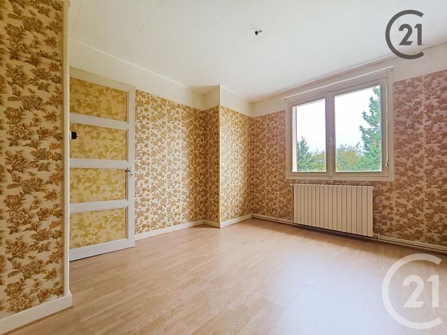 maison à vendre - 4 pièces - 72.0 m2 - ST JULIEN LES VILLAS - 10 - CHAMPAGNE-ARDENNE - Century 21 Martinot Immobilier