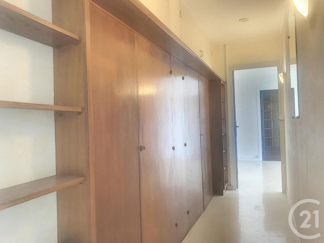 Appartement F3 à louer - 3 pièces - 65.0 m2 - TROYES - 10 - CHAMPAGNE-ARDENNE - Century 21 Martinot Immobilier