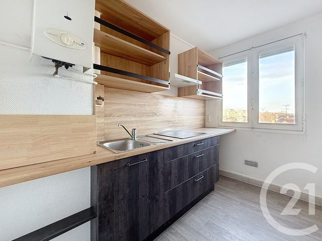 Appartement F3 à louer - 3 pièces - 65.0 m2 - TROYES - 10 - CHAMPAGNE-ARDENNE - Century 21 Martinot Immobilier