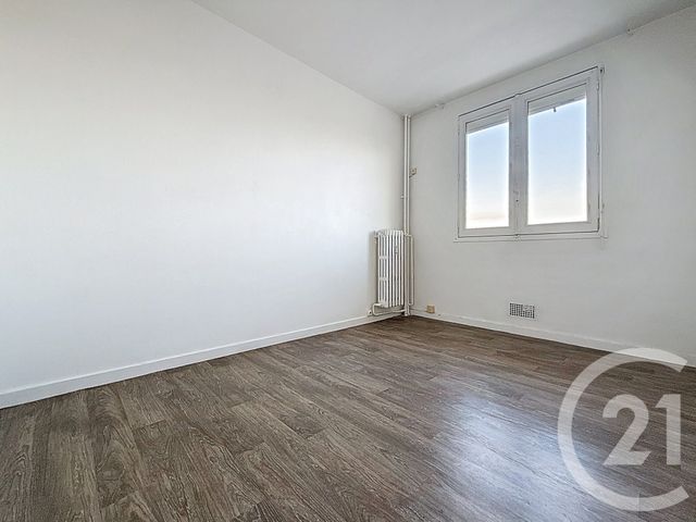 Appartement F3 à louer - 3 pièces - 65.0 m2 - TROYES - 10 - CHAMPAGNE-ARDENNE - Century 21 Martinot Immobilier