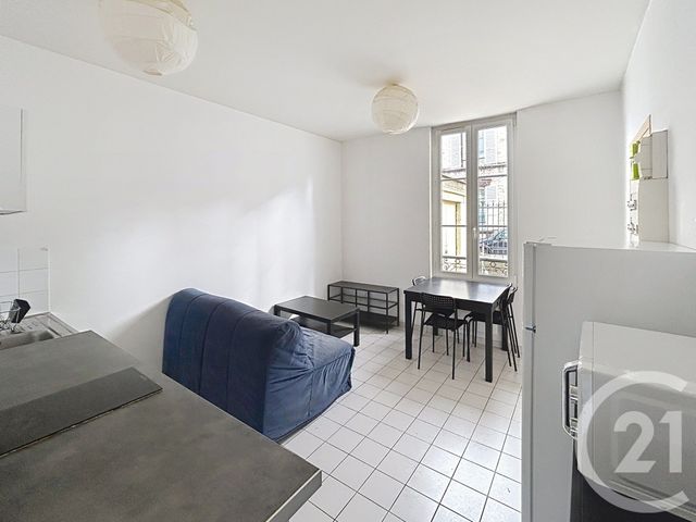 Appartement F2 à louer - 2 pièces - 29.0 m2 - STE SAVINE - 10 - CHAMPAGNE-ARDENNE - Century 21 Martinot Immobilier