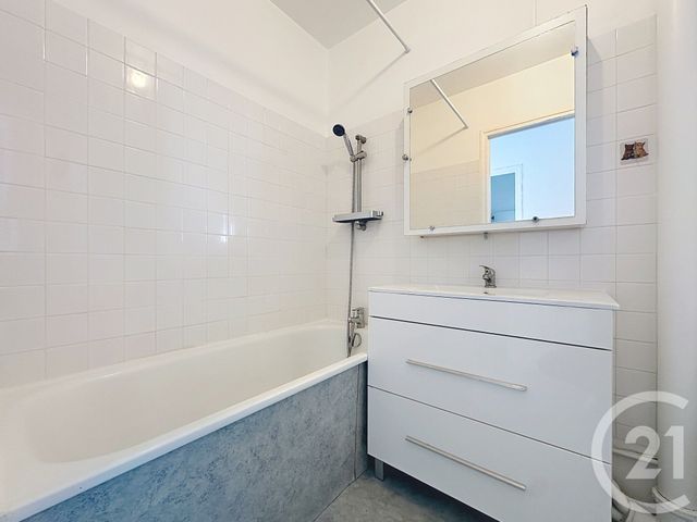 Appartement F1 à vendre - 1 pièce - 28.88 m2 - TROYES - 10 - CHAMPAGNE-ARDENNE - Century 21 Martinot Immobilier