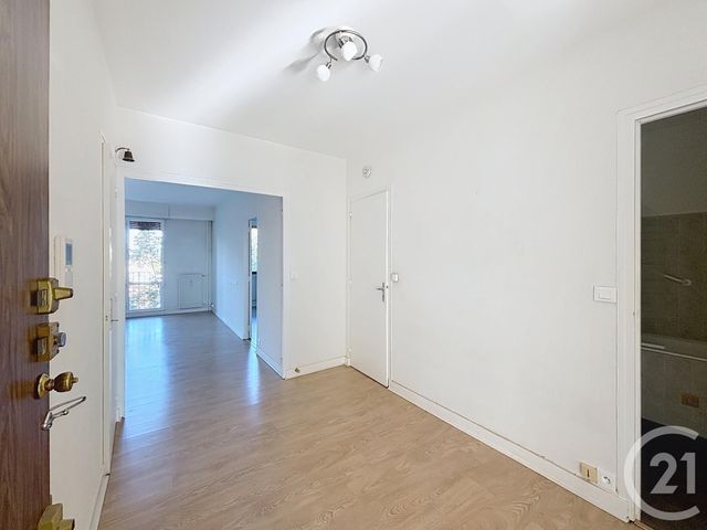 Appartement F3 à louer - 3 pièces - 78.0 m2 - TROYES - 10 - CHAMPAGNE-ARDENNE - Century 21 Martinot Immobilier