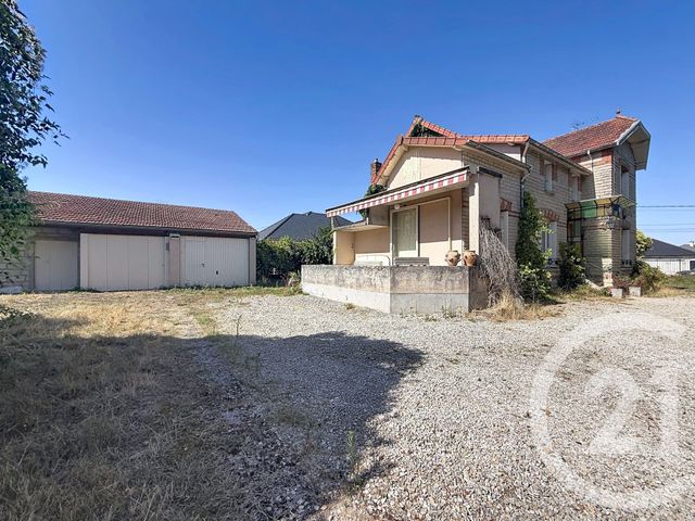 maison à vendre - 7 pièces - 178.0 m2 - ST MESMIN - 10 - CHAMPAGNE-ARDENNE - Century 21 Martinot Immobilier