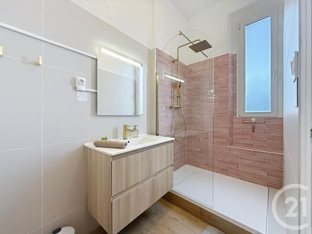 Appartement F1 à vendre - 2 pièces - 24.77 m2 - TROYES - 10 - CHAMPAGNE-ARDENNE - Century 21 Martinot Immobilier