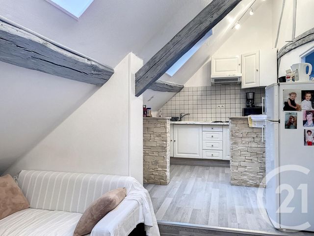 Appartement F2 à vendre - 2 pièces - 24.6 m2 - TROYES - 10 - CHAMPAGNE-ARDENNE - Century 21 Martinot Immobilier