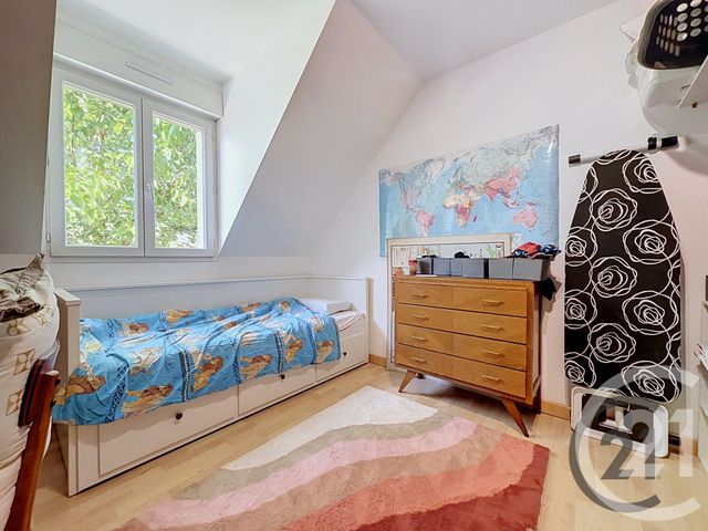 maison à vendre - 6 pièces - 156.0 m2 - ST JULIEN LES VILLAS - 10 - CHAMPAGNE-ARDENNE - Century 21 Martinot Immobilier