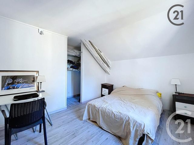 Appartement T4 à vendre - 4 pièces - 83.0 m2 - TROYES - 10 - CHAMPAGNE-ARDENNE - Century 21 Martinot Immobilier