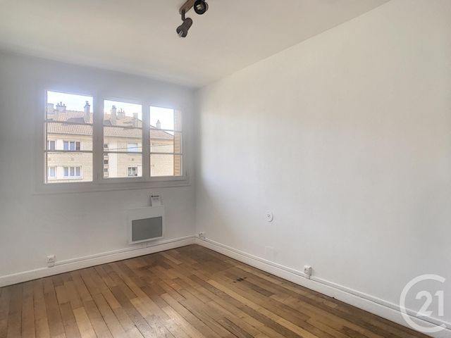 Appartement F3 à louer - 3 pièces - 56.59 m2 - TROYES - 10 - CHAMPAGNE-ARDENNE - Century 21 Martinot Immobilier