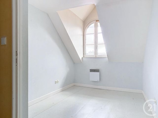 Appartement F4 à louer - 4 pièces - 79.98 m2 - TROYES - 10 - CHAMPAGNE-ARDENNE - Century 21 Martinot Immobilier