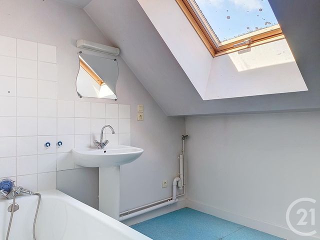 Appartement F4 à louer - 4 pièces - 79.98 m2 - TROYES - 10 - CHAMPAGNE-ARDENNE - Century 21 Martinot Immobilier