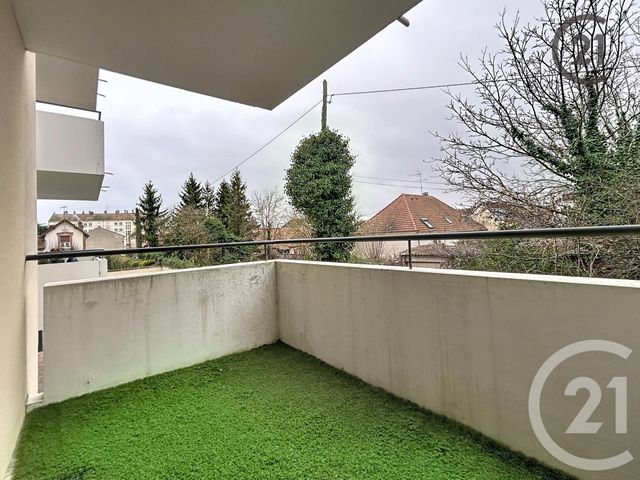 Appartement T2 à louer - 2 pièces - 38.4 m2 - STE SAVINE - 10 - CHAMPAGNE-ARDENNE - Century 21 Martinot Immobilier
