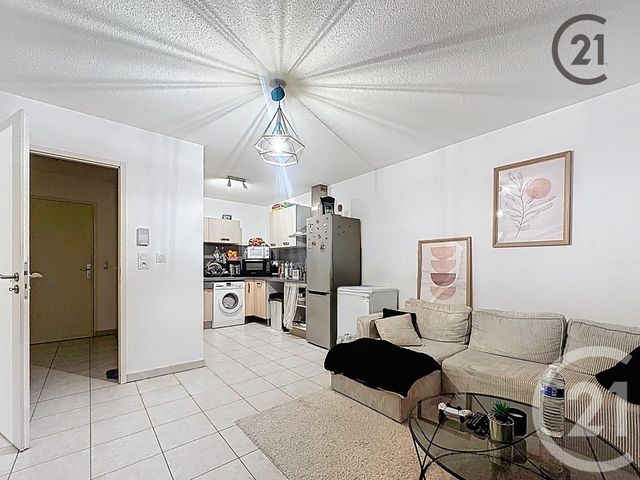 Appartement F2 à vendre - 2 pièces - 42.0 m2 - TROYES - 10 - CHAMPAGNE-ARDENNE - Century 21 Martinot Immobilier