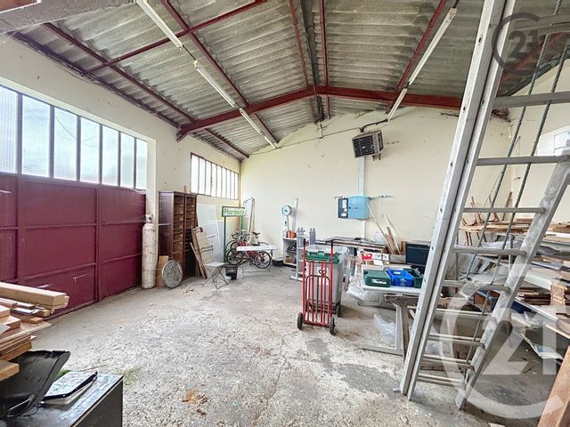 maison à louer - 3 pièces - 120.0 m2 - ST PARRES AUX TERTRES - 10 - CHAMPAGNE-ARDENNE - Century 21 Martinot Immobilier