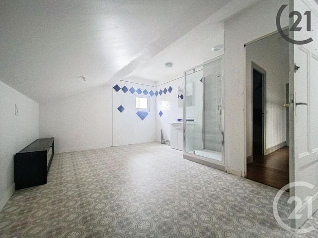 maison à louer - 5 pièces - 115.0 m2 - TROYES - 10 - CHAMPAGNE-ARDENNE - Century 21 Martinot Immobilier