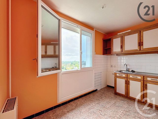 Appartement T2 à vendre - 2 pièces - 48.97 m2 - TROYES - 10 - CHAMPAGNE-ARDENNE - Century 21 Martinot Immobilier