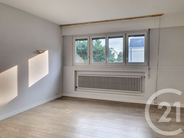 Appartement F6 à louer - 6 pièces - 163.0 m2 - TROYES - 10 - CHAMPAGNE-ARDENNE - Century 21 Martinot Immobilier
