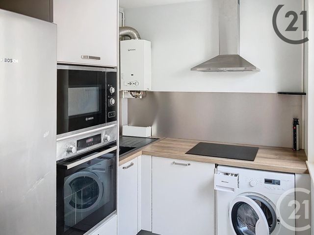 Appartement T3 à louer - 3 pièces - 54.0 m2 - TROYES - 10 - CHAMPAGNE-ARDENNE - Century 21 Martinot Immobilier