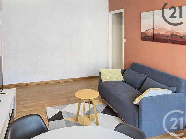 Appartement T3 à louer - 3 pièces - 54.0 m2 - TROYES - 10 - CHAMPAGNE-ARDENNE - Century 21 Martinot Immobilier