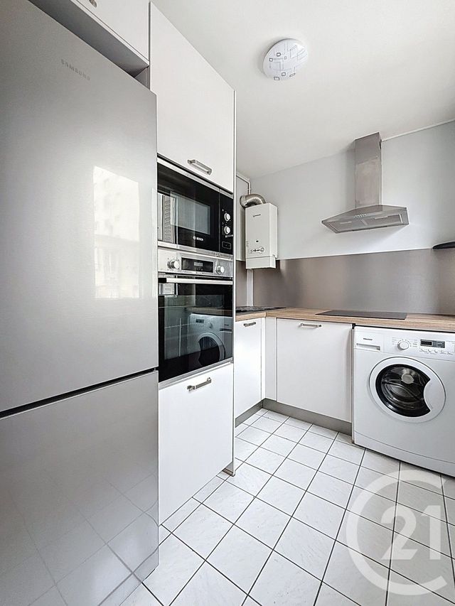 Appartement T3 à louer - 3 pièces - 54.0 m2 - TROYES - 10 - CHAMPAGNE-ARDENNE - Century 21 Martinot Immobilier