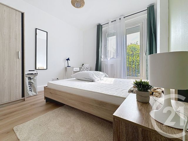 Appartement F4 à vendre - 5 pièces - 75.04 m2 - ST ANDRE LES VERGERS - 10 - CHAMPAGNE-ARDENNE - Century 21 Martinot Immobilier