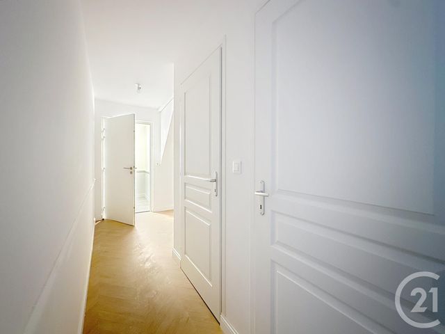 Appartement F2 à louer - 2 pièces - 61.1 m2 - TROYES - 10 - CHAMPAGNE-ARDENNE - Century 21 Martinot Immobilier