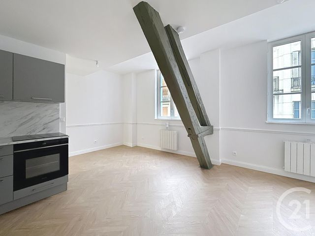 Appartement F2 à louer - 2 pièces - 40.4 m2 - TROYES - 10 - CHAMPAGNE-ARDENNE - Century 21 Martinot Immobilier