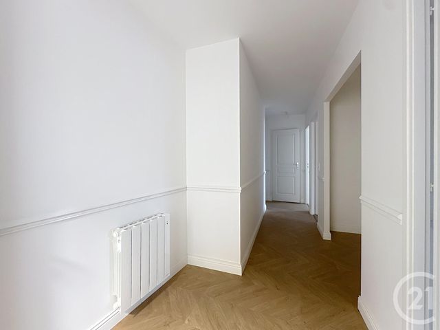 Appartement à louer - 2 pièces - 41.5 m2 - TROYES - 10 - CHAMPAGNE-ARDENNE - Century 21 Martinot Immobilier