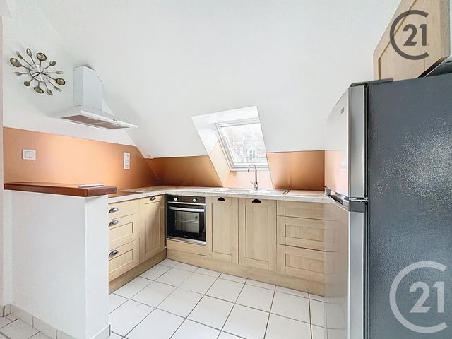 Appartement F3 à louer - 3 pièces - 60.0 m2 - TROYES - 10 - CHAMPAGNE-ARDENNE - Century 21 Martinot Immobilier