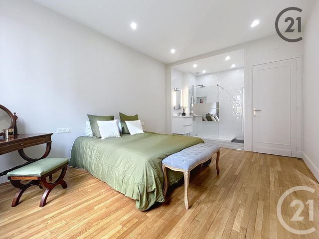 Appartement à louer - 5 pièces - 120.0 m2 - TROYES - 10 - CHAMPAGNE-ARDENNE - Century 21 Martinot Immobilier