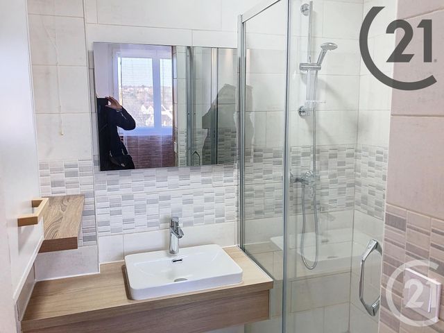 Appartement F2 à louer - 2 pièces - 45.38 m2 - TROYES - 10 - CHAMPAGNE-ARDENNE - Century 21 Martinot Immobilier