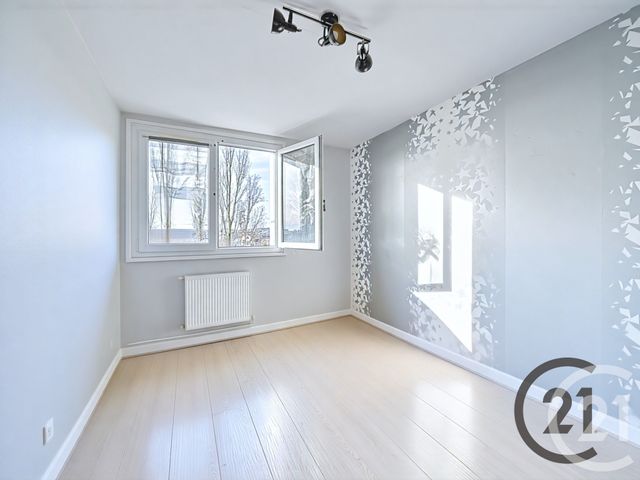 Appartement T3 à vendre - 3 pièces - 72.0 m2 - TROYES - 10 - CHAMPAGNE-ARDENNE - Century 21 Martinot Immobilier