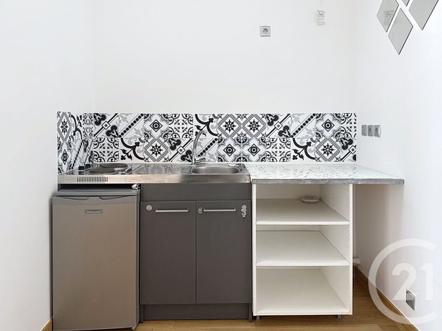 Appartement Studio à louer - 1 pièce - 31.56 m2 - TROYES - 10 - CHAMPAGNE-ARDENNE - Century 21 Martinot Immobilier