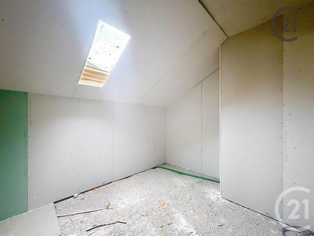 maison à vendre - 5 pièces - 88.0 m2 - ST JULIEN LES VILLAS - 10 - CHAMPAGNE-ARDENNE - Century 21 Martinot Immobilier