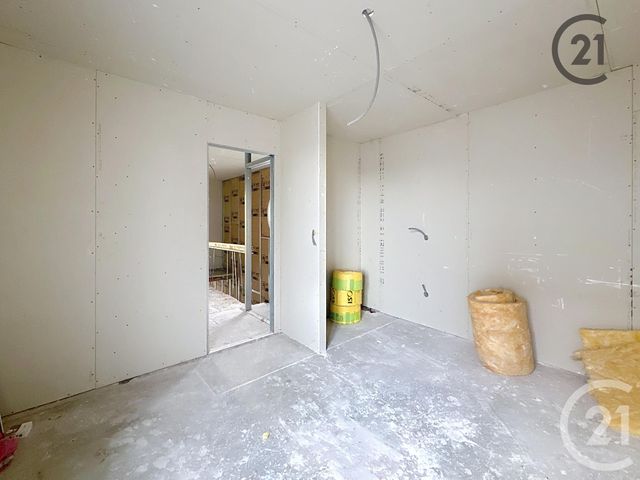 maison à vendre - 5 pièces - 88.0 m2 - ST JULIEN LES VILLAS - 10 - CHAMPAGNE-ARDENNE - Century 21 Martinot Immobilier