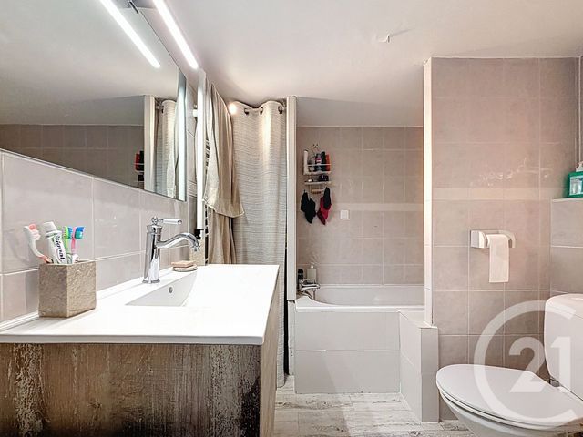 maison à vendre - 6 pièces - 107.0 m2 - STE SAVINE - 10 - CHAMPAGNE-ARDENNE - Century 21 Martinot Immobilier