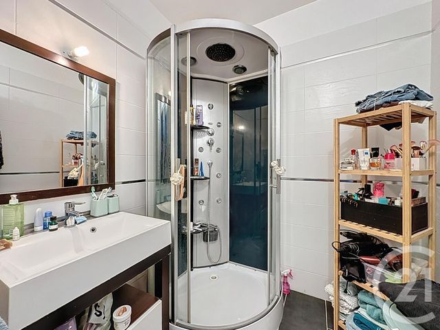 Appartement F2 à vendre - 2 pièces - 45.0 m2 - TROYES - 10 - CHAMPAGNE-ARDENNE - Century 21 Martinot Immobilier