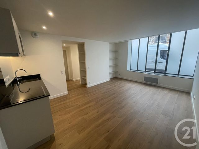 Appartement F2 à louer - 2 pièces - 47.0 m2 - TROYES - 10 - CHAMPAGNE-ARDENNE - Century 21 Martinot Immobilier
