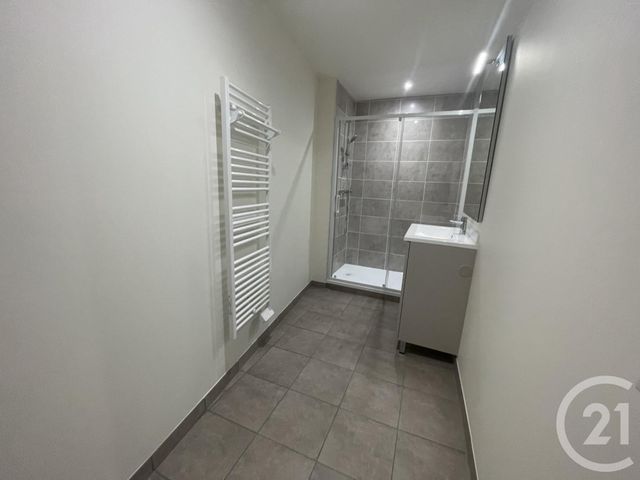 Appartement F2 à louer - 2 pièces - 47.0 m2 - TROYES - 10 - CHAMPAGNE-ARDENNE - Century 21 Martinot Immobilier