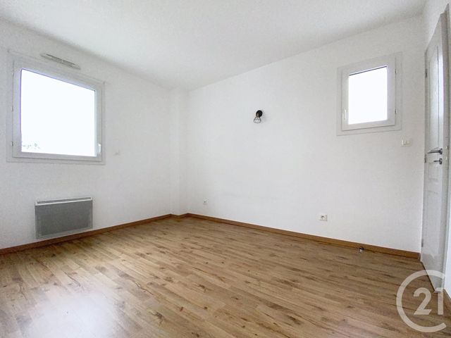 Appartement F3 à louer - 3 pièces - 53.81 m2 - ST ANDRE LES VERGERS - 10 - CHAMPAGNE-ARDENNE - Century 21 Martinot Immobilier