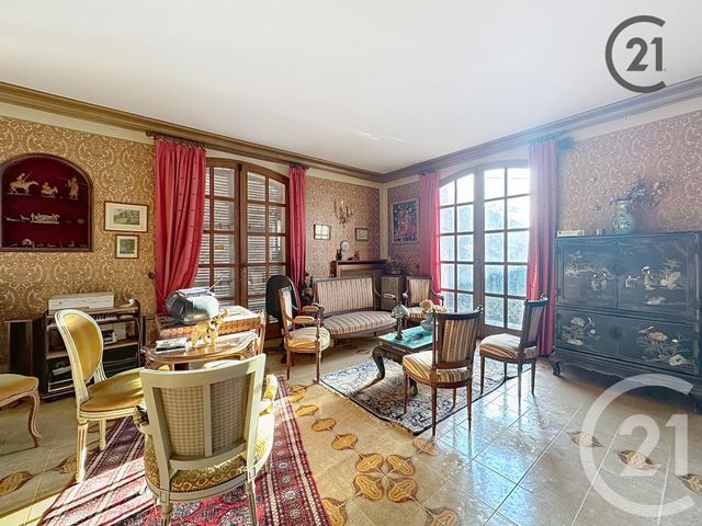 maison à vendre - 8 pièces - 217.0 m2 - ST ANDRE LES VERGERS - 10 - CHAMPAGNE-ARDENNE - Century 21 Martinot Immobilier