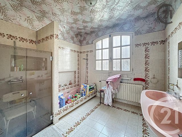 maison à vendre - 8 pièces - 217.0 m2 - ST ANDRE LES VERGERS - 10 - CHAMPAGNE-ARDENNE - Century 21 Martinot Immobilier