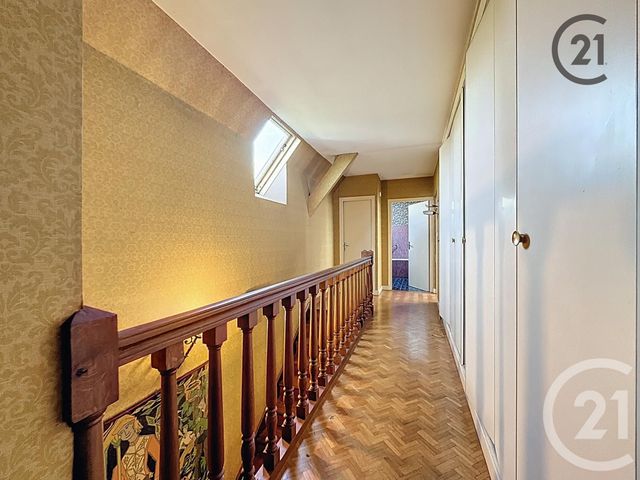 maison à vendre - 8 pièces - 217.0 m2 - ST ANDRE LES VERGERS - 10 - CHAMPAGNE-ARDENNE - Century 21 Martinot Immobilier