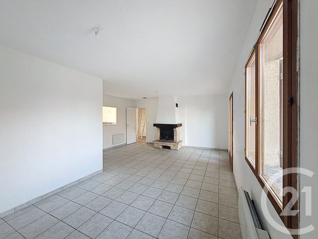 maison à louer - 4 pièces - 88.0 m2 - STE SAVINE - 10 - CHAMPAGNE-ARDENNE - Century 21 Martinot Immobilier