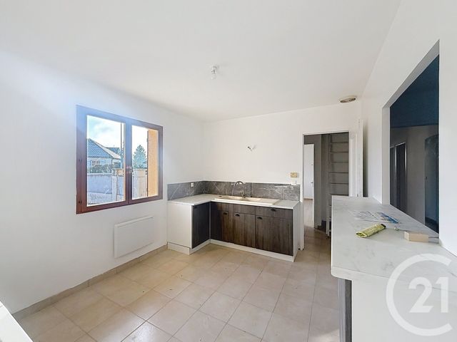 maison à louer - 4 pièces - 88.0 m2 - STE SAVINE - 10 - CHAMPAGNE-ARDENNE - Century 21 Martinot Immobilier