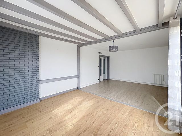 Appartement T3 à louer - 3 pièces - 78.35 m2 - TROYES - 10 - CHAMPAGNE-ARDENNE - Century 21 Martinot Immobilier